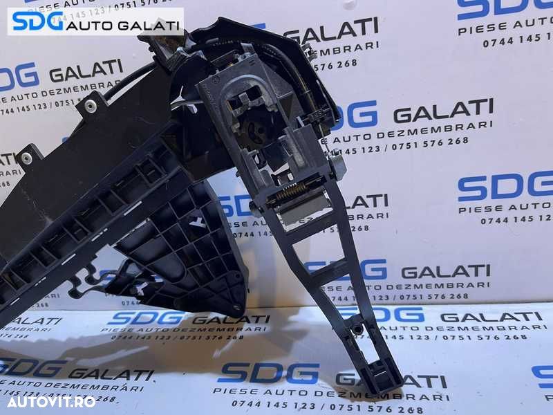 Suport Maner Interior Ghidaj Geam Usa Portiera Dreapta Ford Kuga 2008 - 2012 Cod 3M51-R224A36-BP 3M51R224A36BP - 2