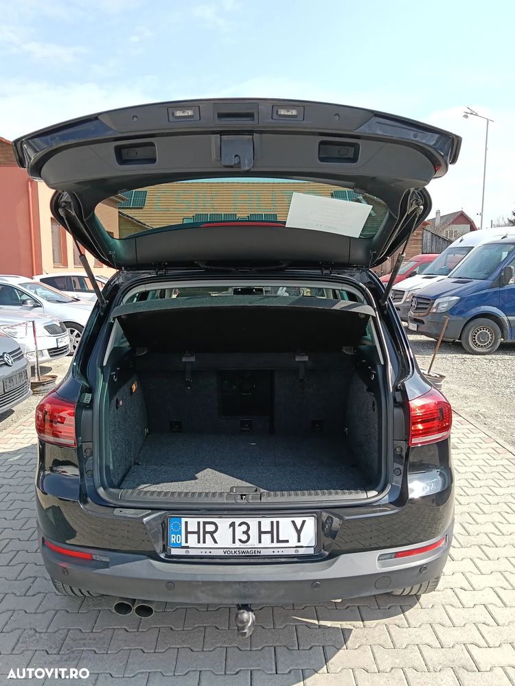 Volkswagen Tiguan - 10