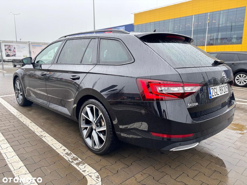 Skoda Superb 2.0 TDI 4x4 DSG SportLine - 4