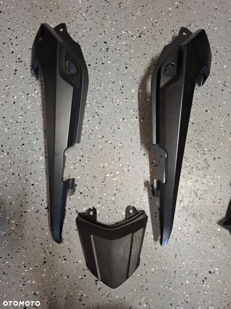 Honda CB 500X wypełnienie ogon owiewka czacha - 4