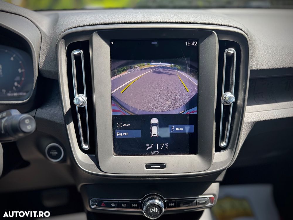 Volvo XC 40 D3 Momentum Pro - 5