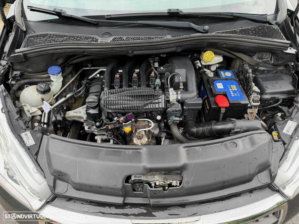 Peugeot 208 82 VTI Style - 26