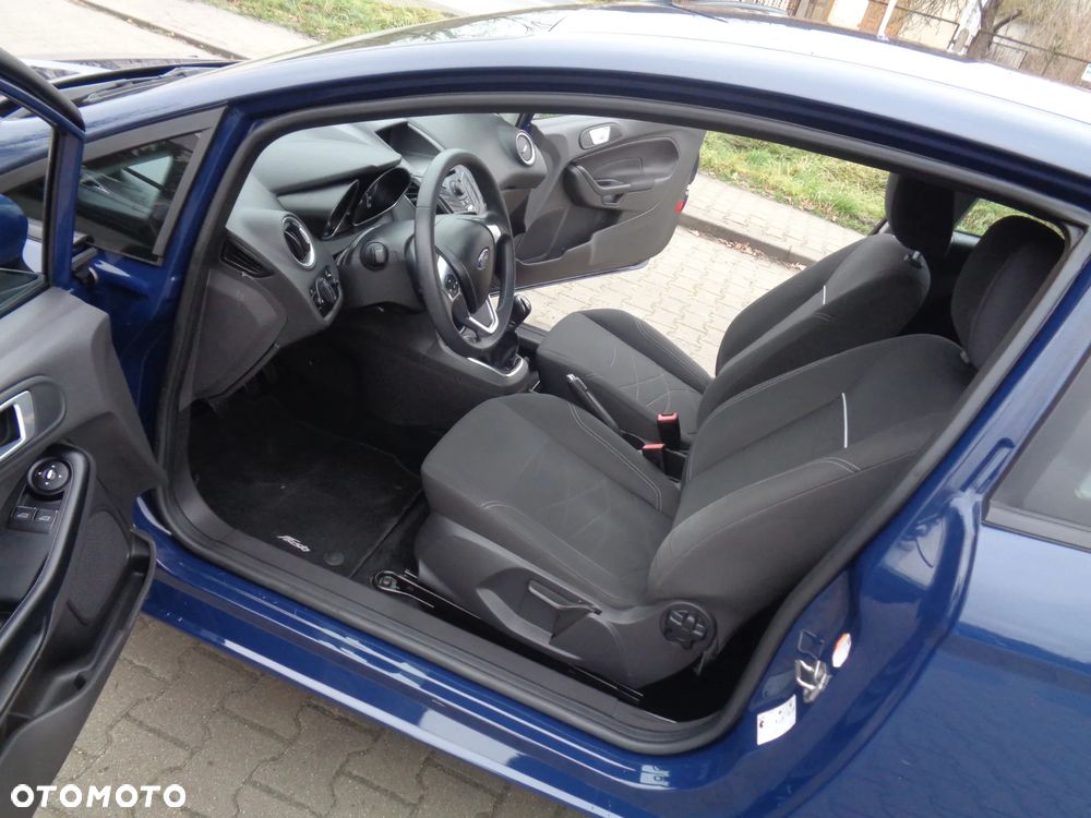 Ford Fiesta 1.25 Champions Edition - 5