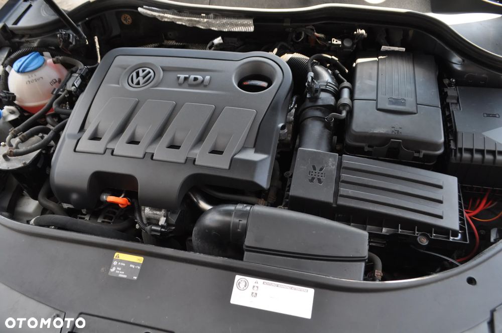 Volkswagen Passat 2.0 TDI DPF Highline - 2