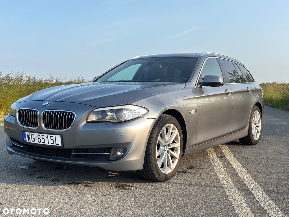 BMW Seria 5 525d xDrive Sport-Aut - 1