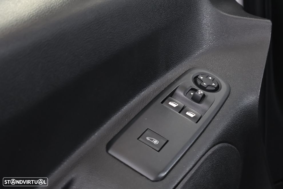 Peugeot Partner Partner Standard 1.5 Bluehdi 100cv S&s Cvm6 - 22