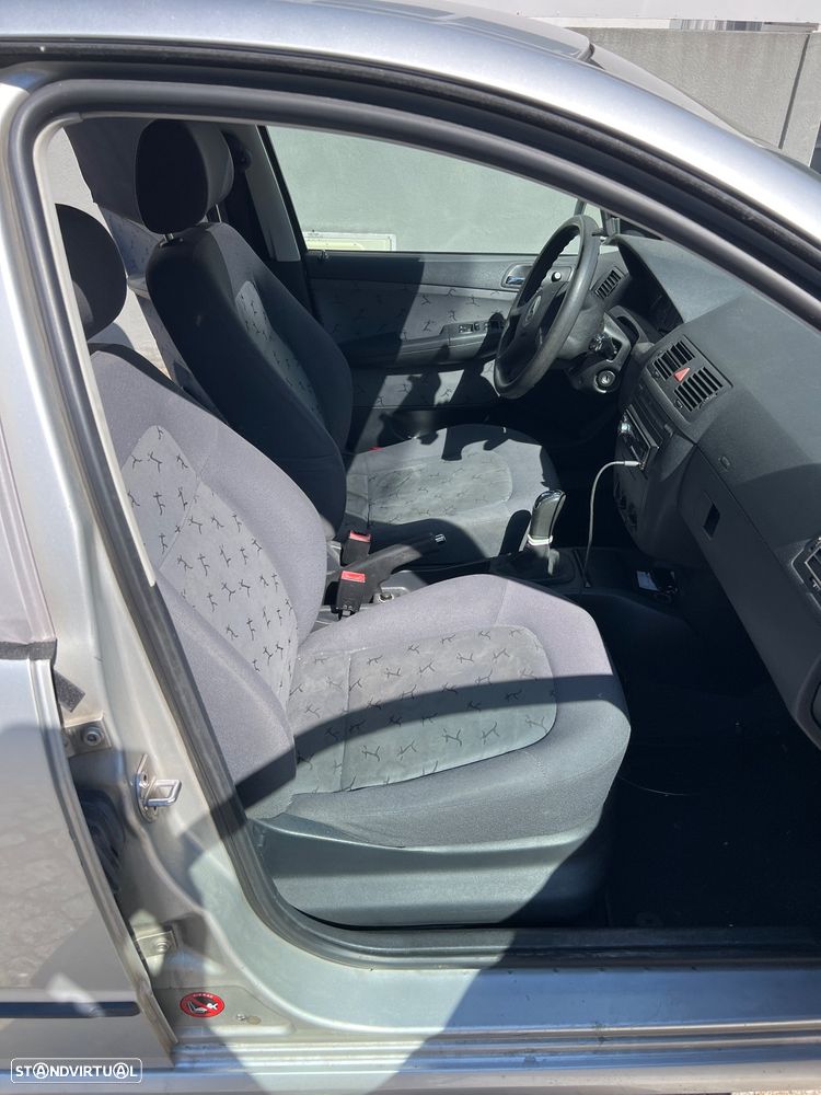 Skoda Fabia 1.4 Style - 3