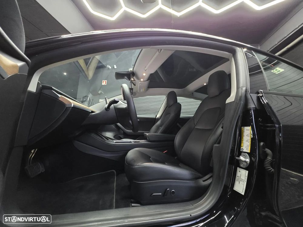 Tesla Model 3 Premium Long Range RWD - 7