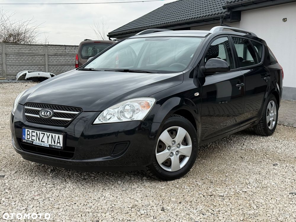 Kia Ceed 1.6 L - 2