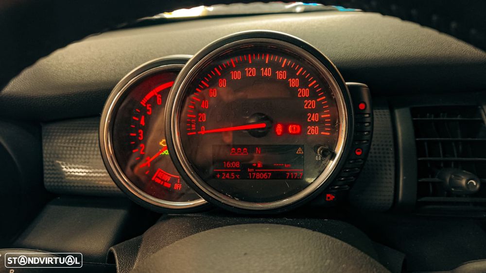 MINI 5 Portas Cooper D Seven Chili - 8