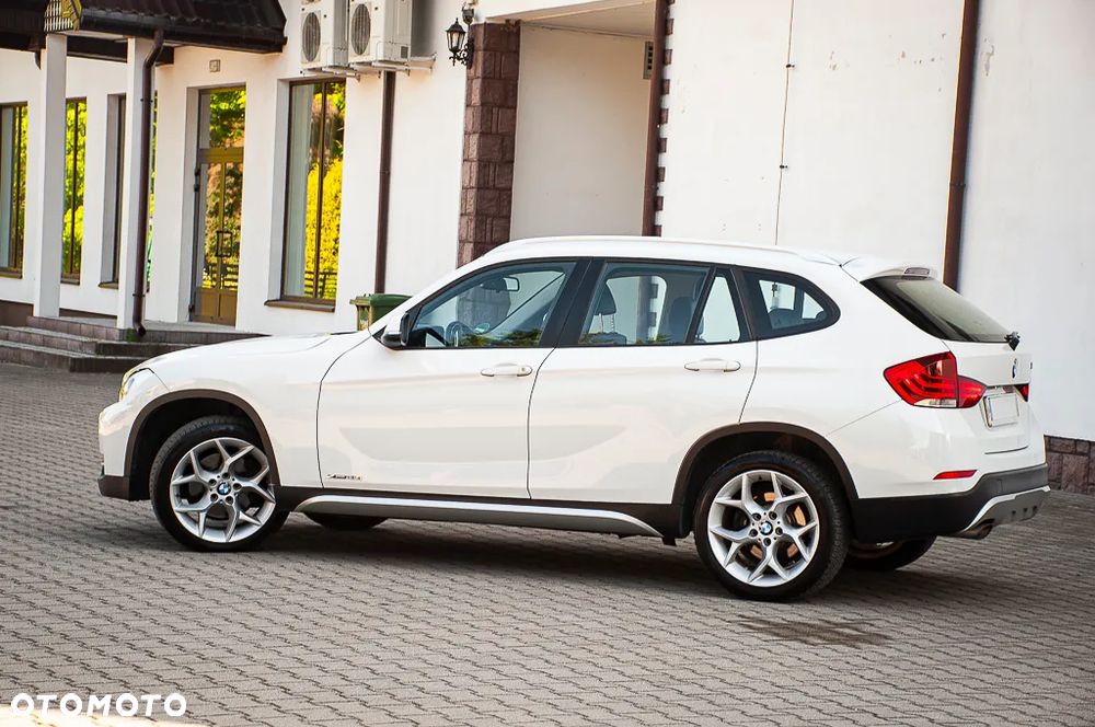 BMW X1 xDrive18d xLine - 24