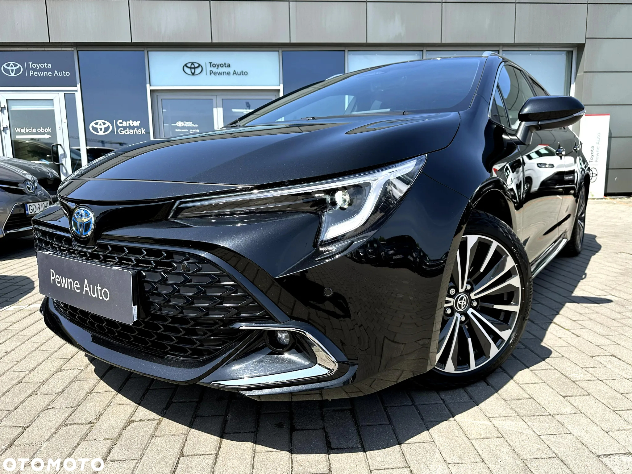 Toyota Corolla 2.0 Hybrid Style - 2