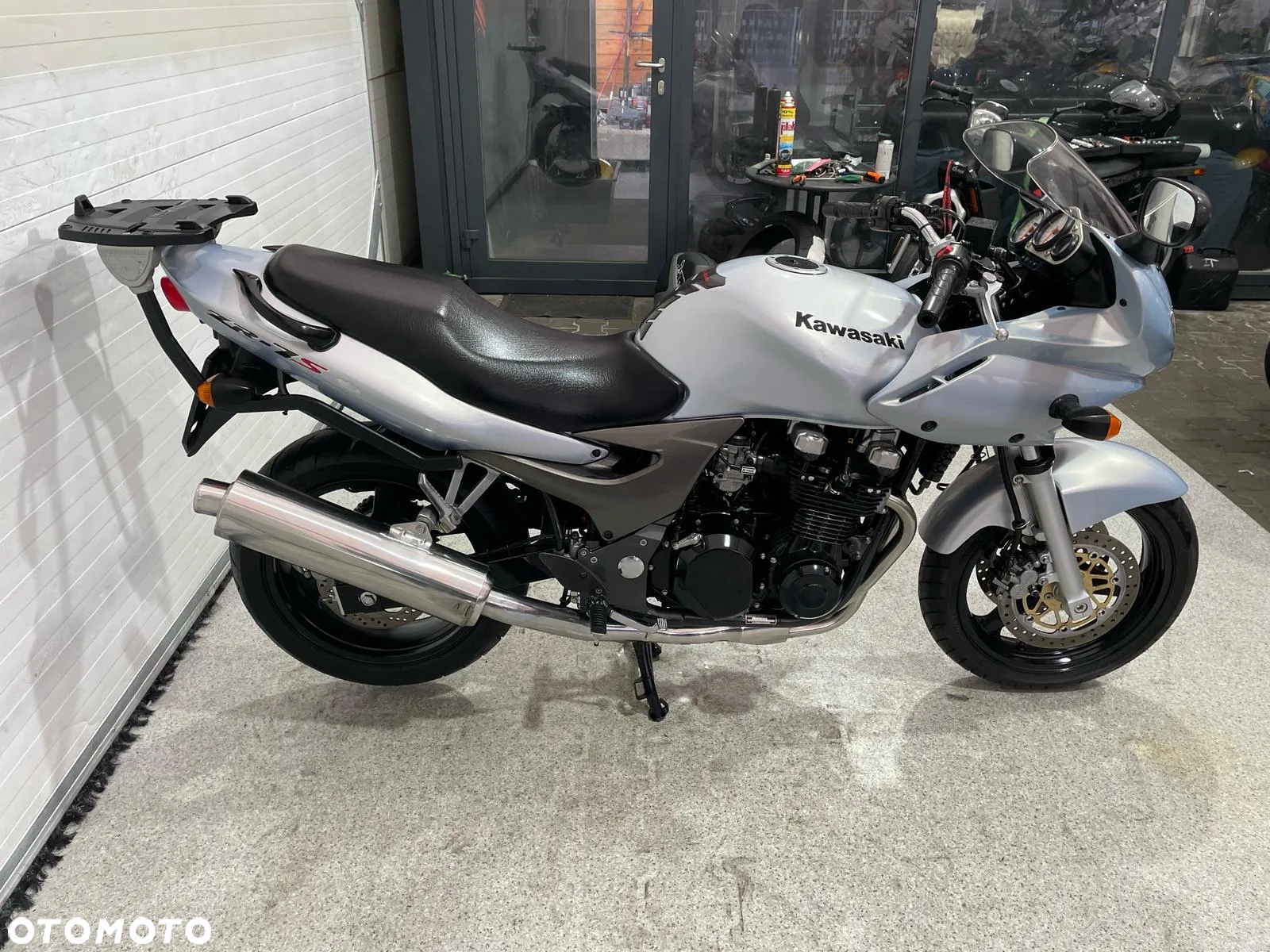 Kawasaki ZR - 4