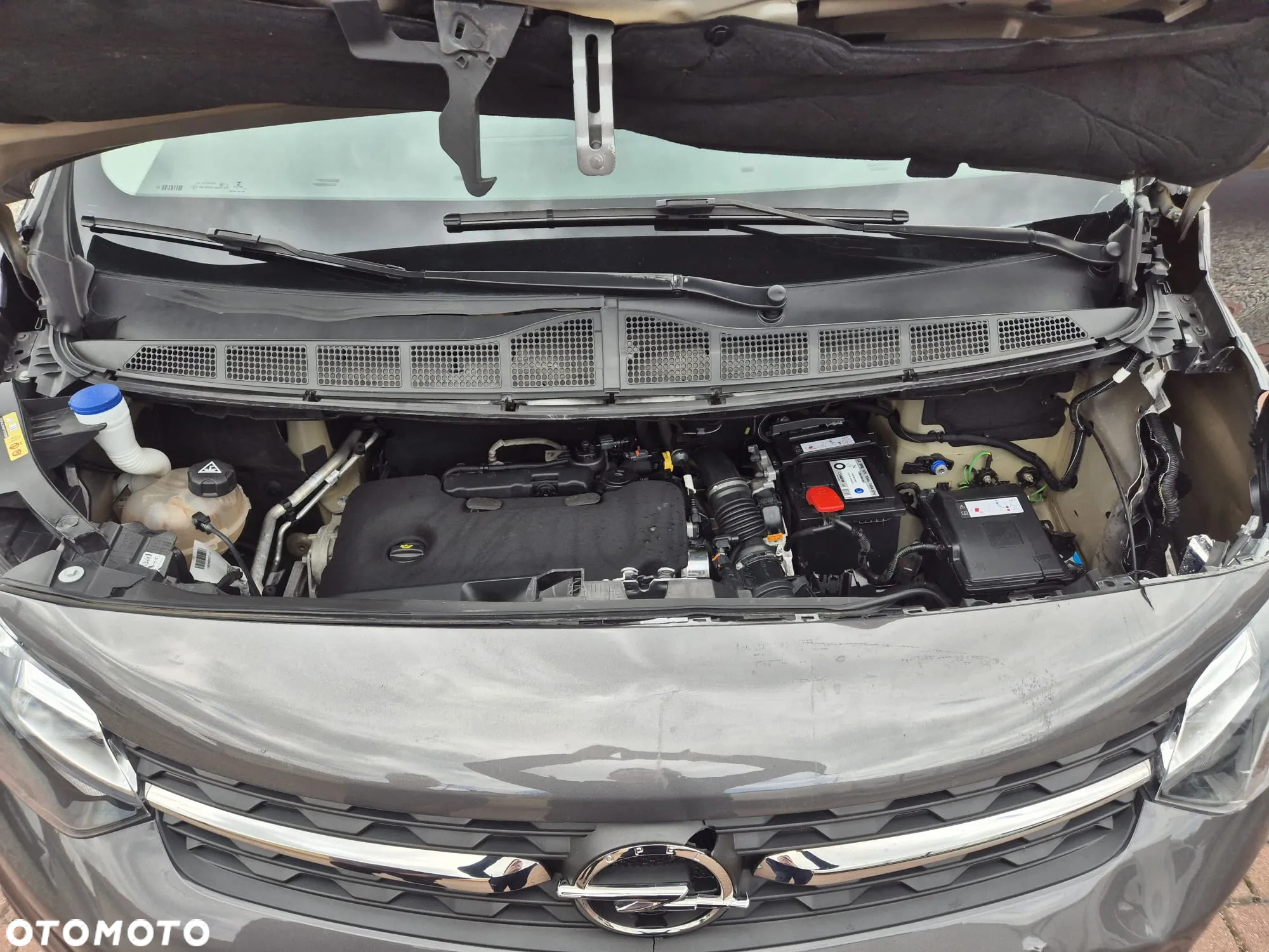 Opel VIVARO 2.0 Automat - 23
