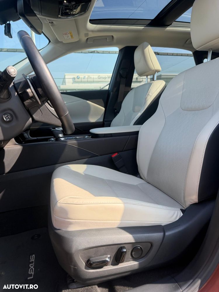 Lexus Seria RX 450h+ E-Four PHEV Luxury - 14