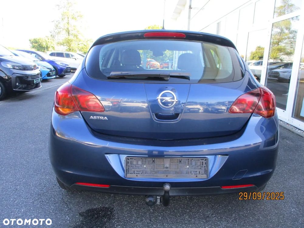 Opel Astra 1.6 Sport - 5