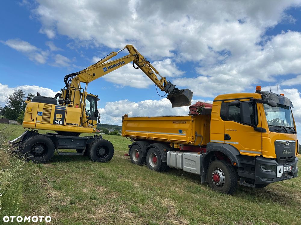Komatsu /  PW 148-8 / - 5