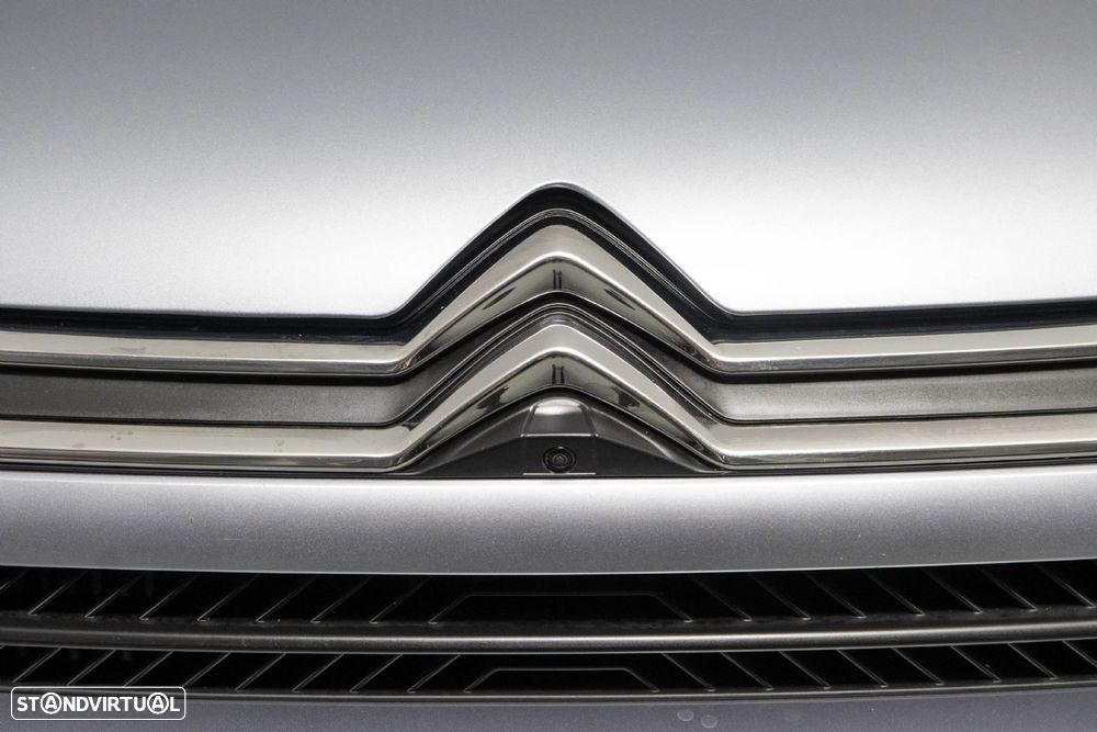 Citroën C4 1.2 PureTech Shine EAT8 - 18