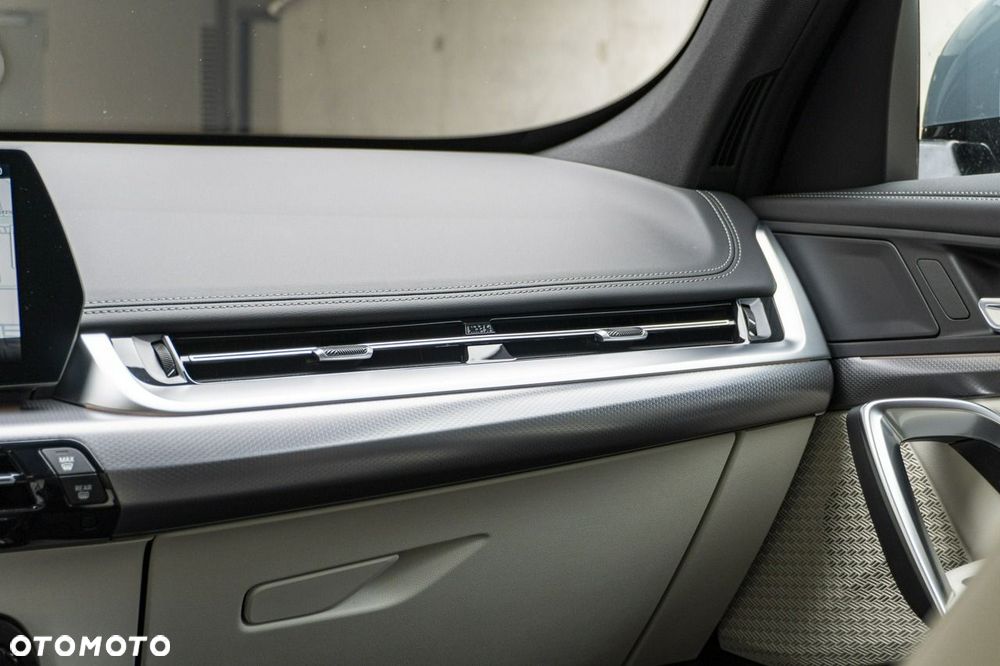 BMW X1 sDrive18i - 22
