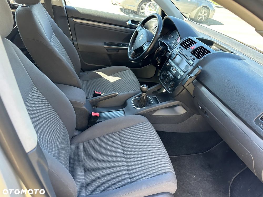 Volkswagen Golf 1.9 TDI United - 4