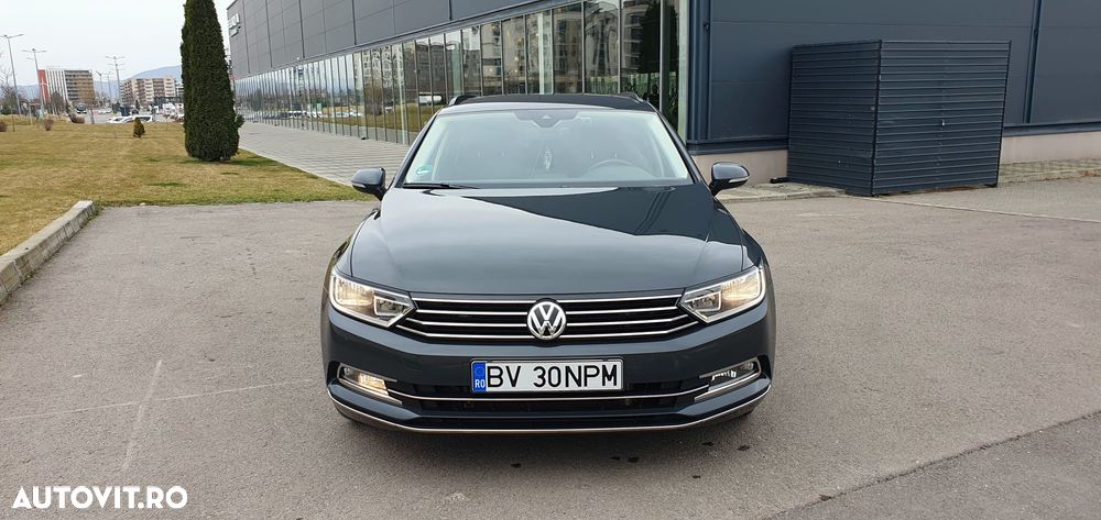 Volkswagen Passat 2.0 TDI SCR DSG BlueMotion Comfortline - 3