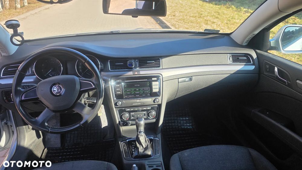 Skoda Superb 1.8 TSI Active DSG - 10