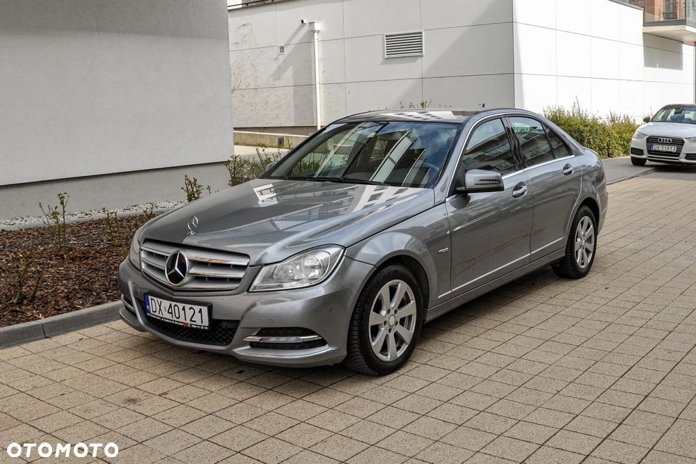 Mercedes-Benz Klasa C 350 BlueEff 4-Matic Elegance - 1