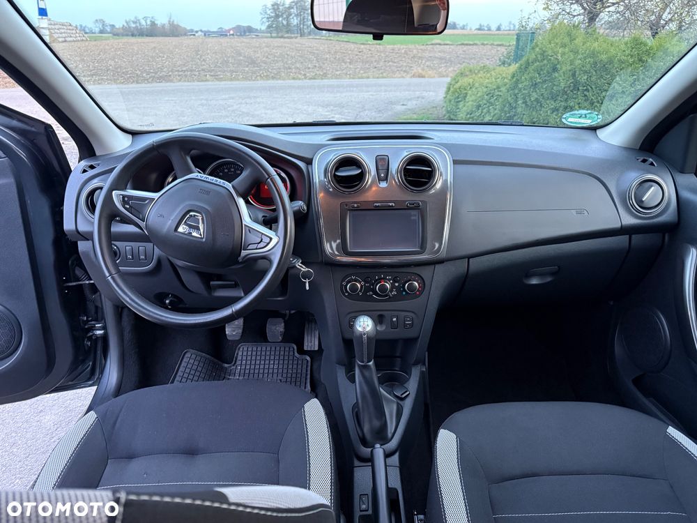 Dacia Sandero - 10
