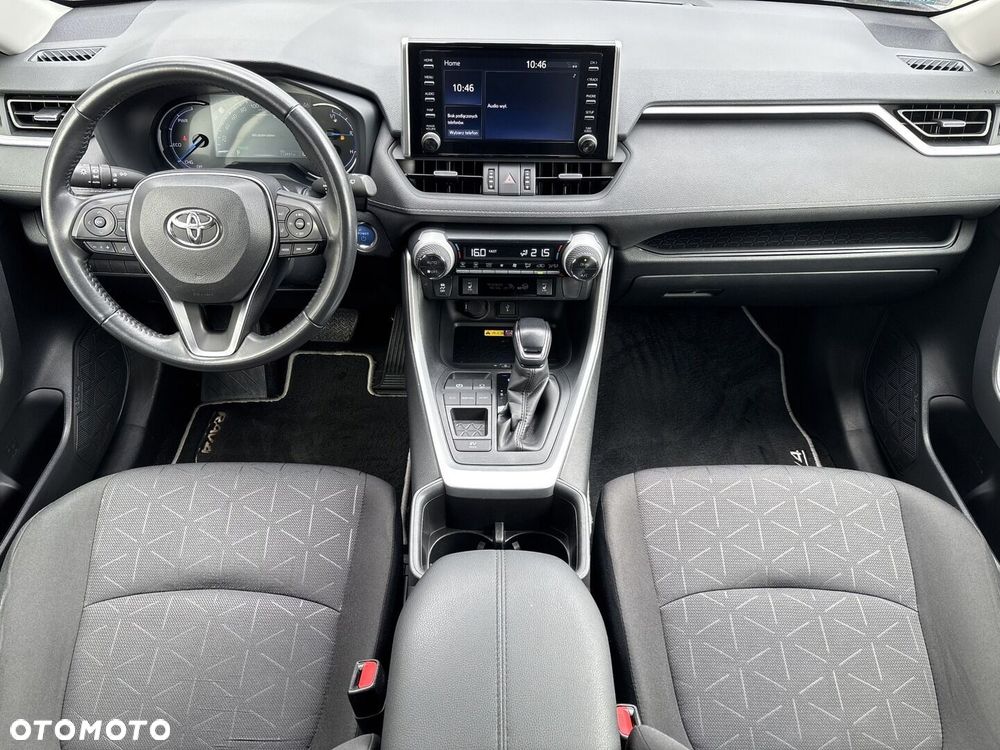 Toyota RAV4 - 9