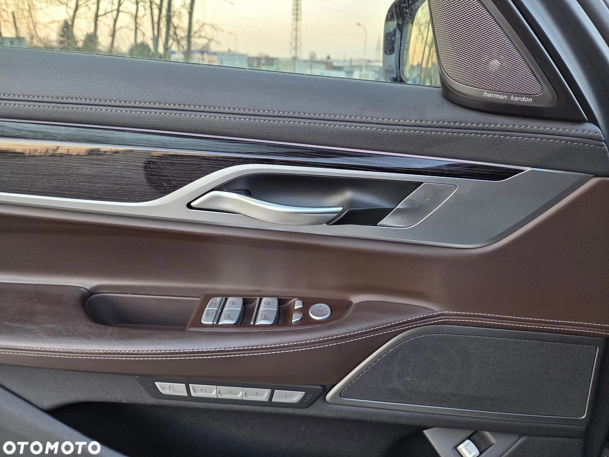 BMW Seria 7 740Li xDrive - 27