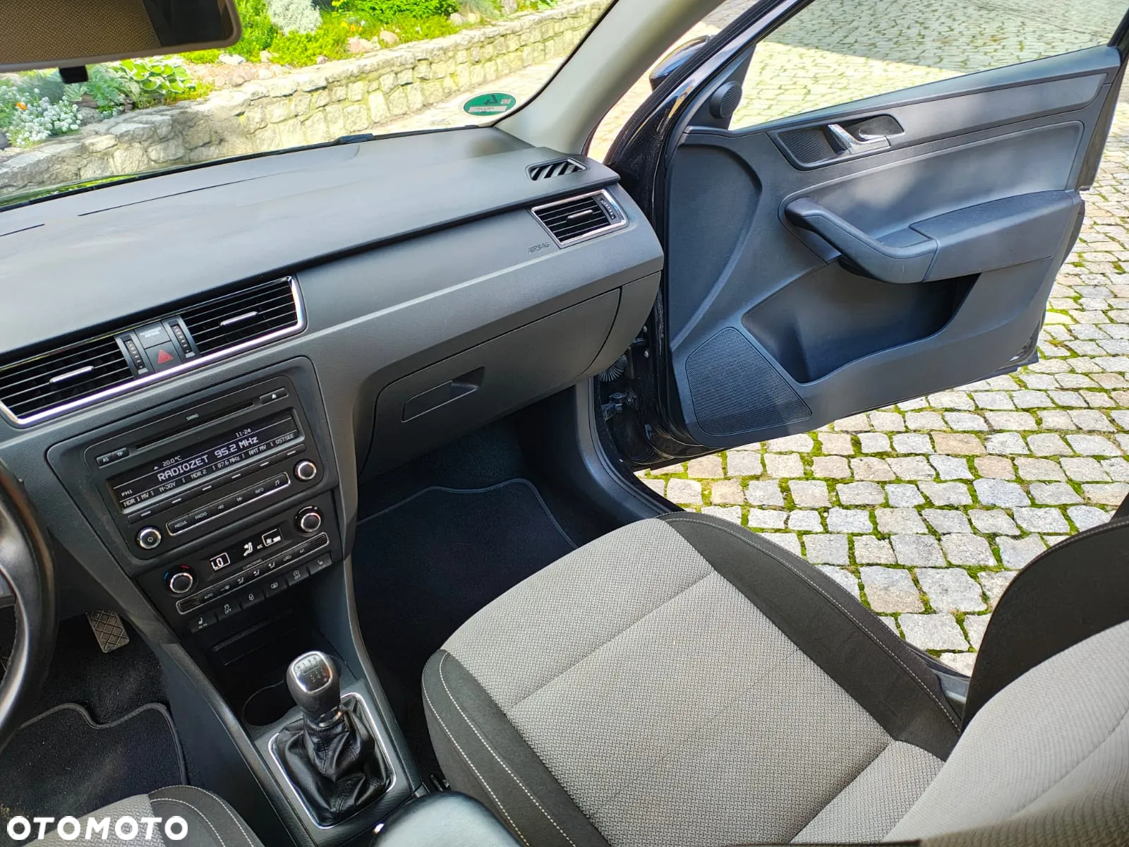 Skoda RAPID - 14