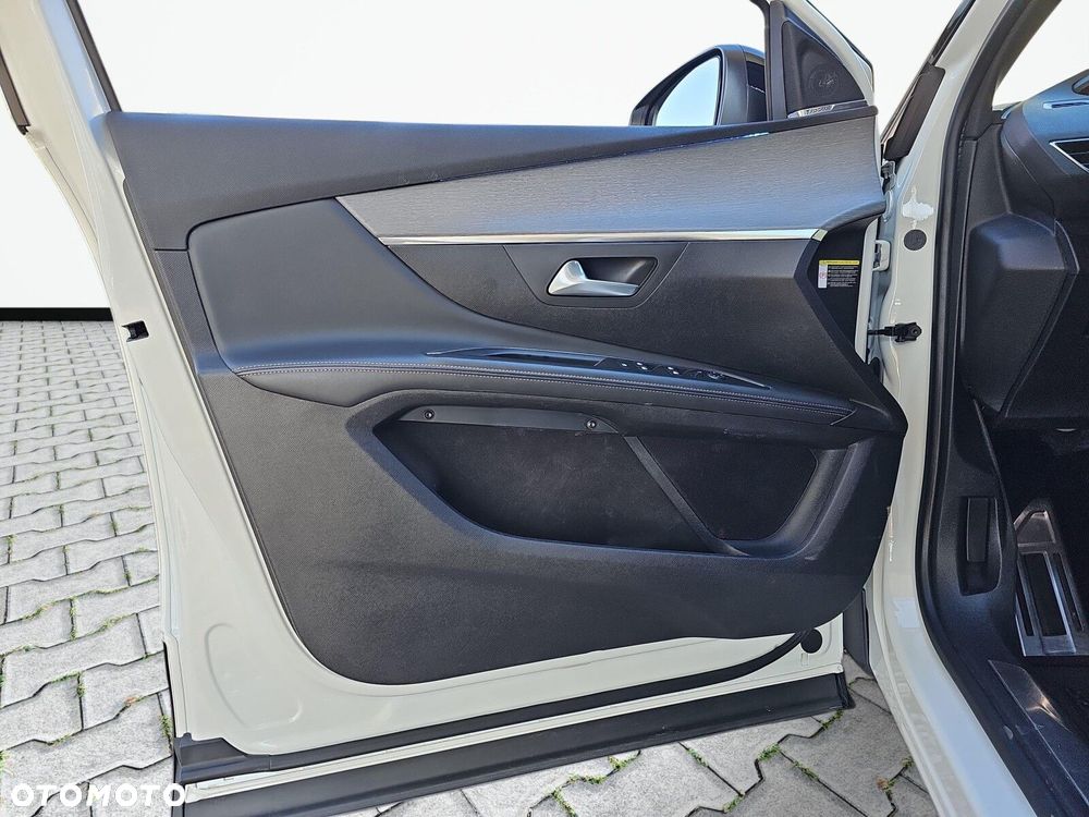 Peugeot 5008 - 19