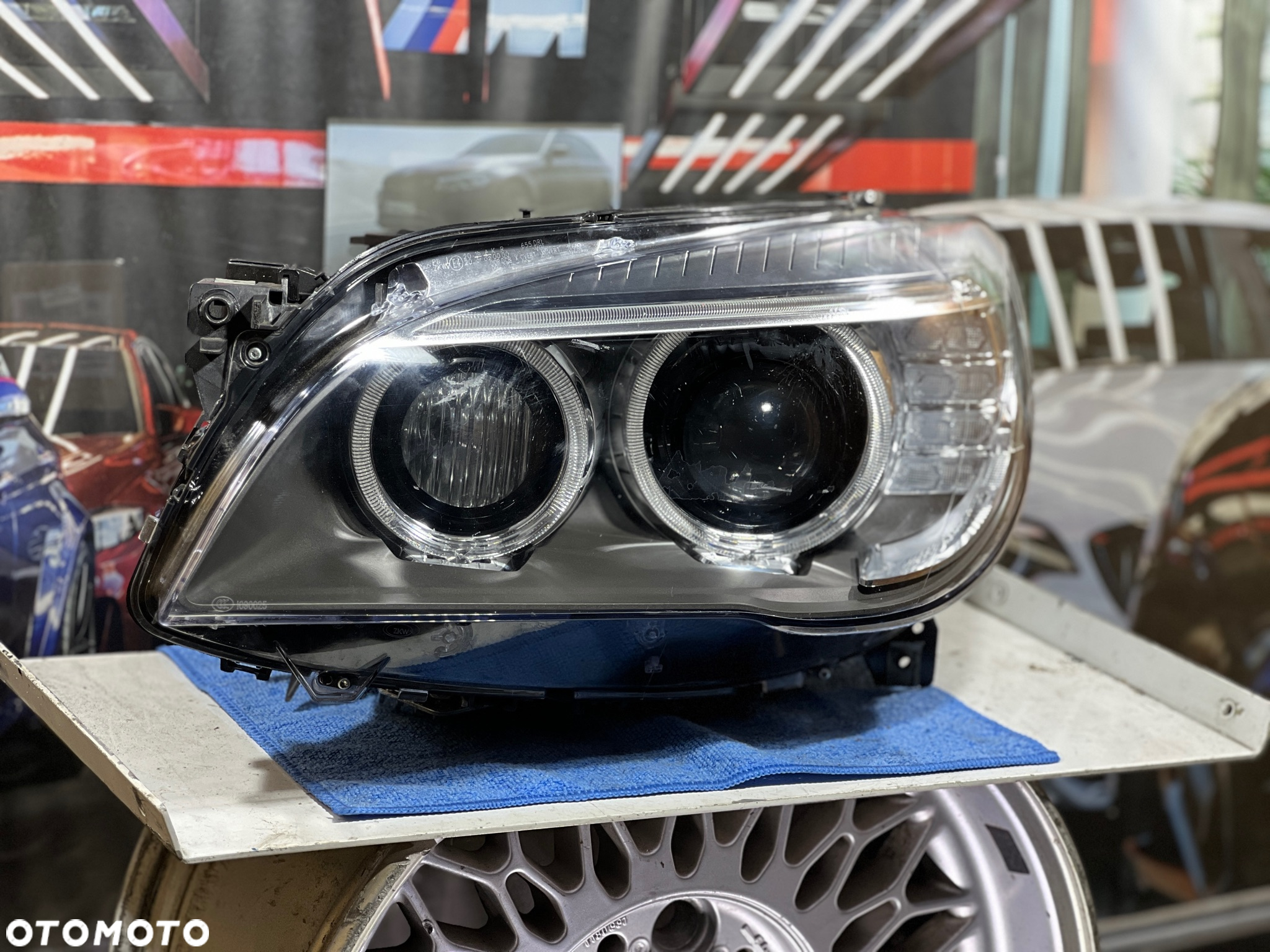 BMW 7 F01 F02  LIFT  REFLEKTOR LEWY LAMPA PRZEDNIA LEWA BI-XENON SKRĘTNA - 2