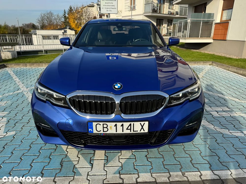 BMW Seria 3 318d M Sport - 10
