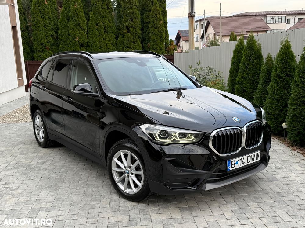 BMW X1 sDrive18i AT - 28
