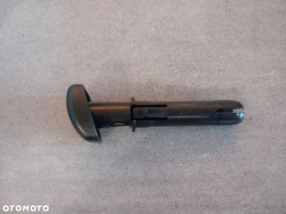 Tuleja prowadnica zagłówka fotela plastik Ford 2398538 - 2