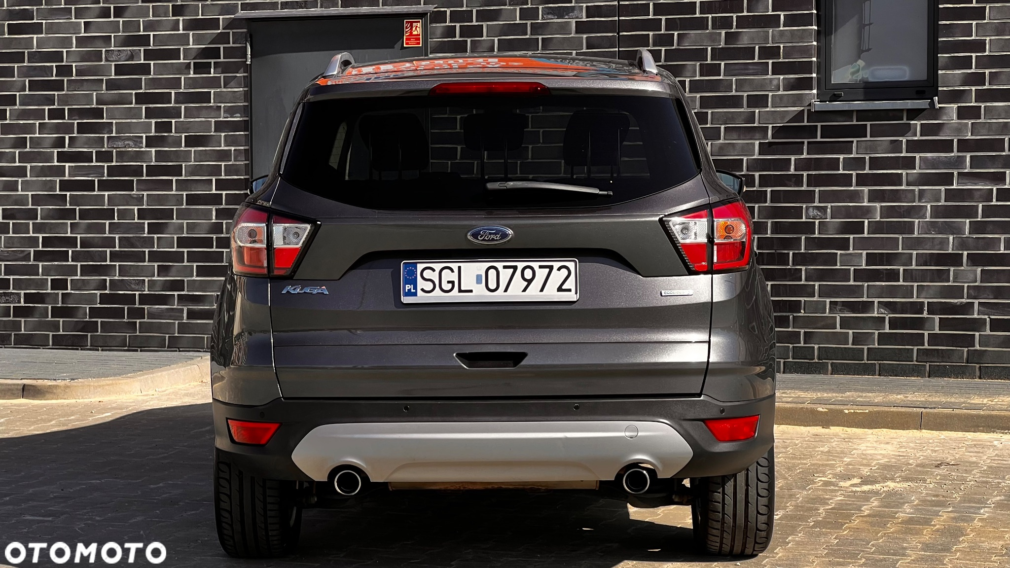 Ford Kuga 1.5 EcoBoost 2x4 Titanium - 19