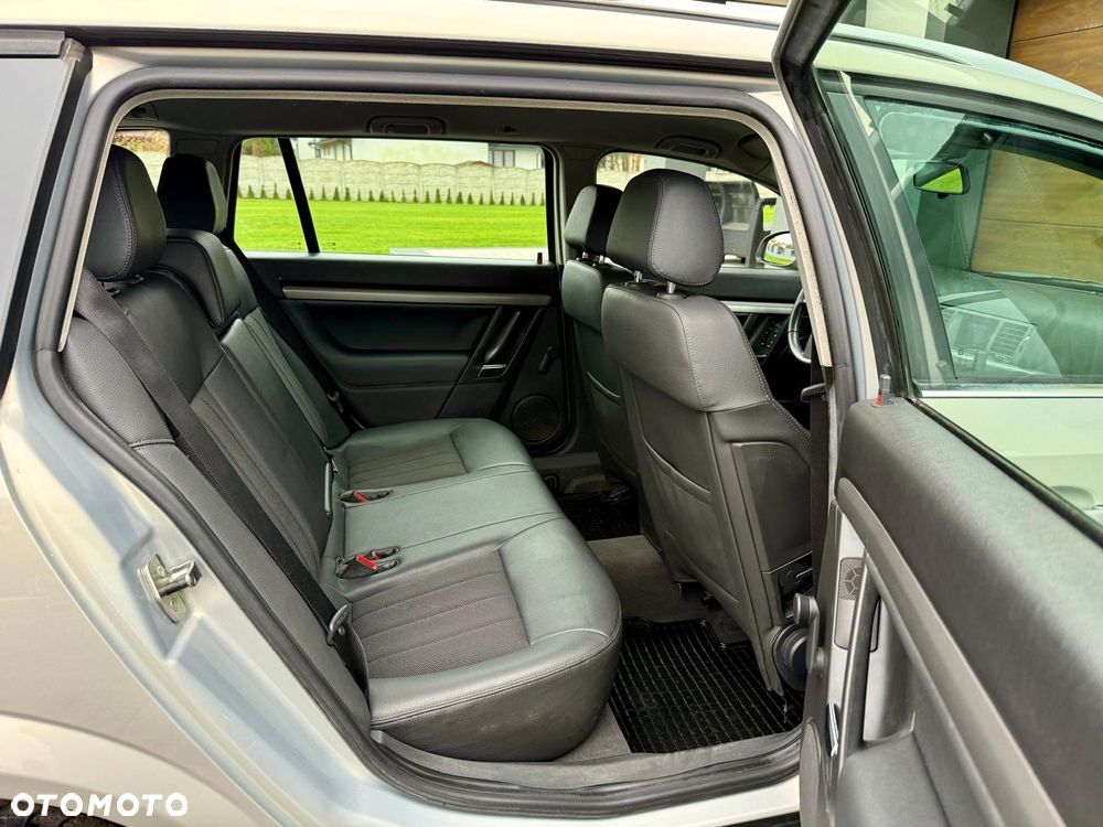 Opel Vectra 1.8 Caravan Cosmo - 21