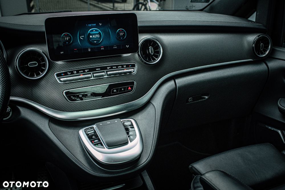Mercedes-Benz Klasa V 300 d 4-Matic Avantgarde 9G-Tronic - 13