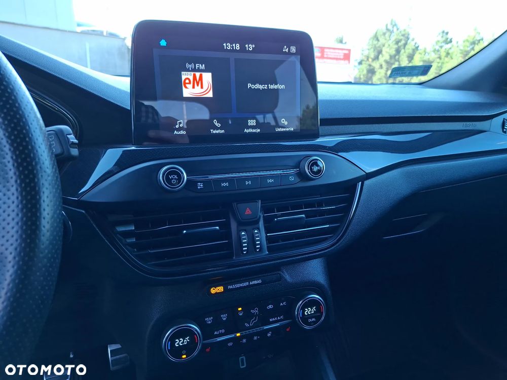 Ford Focus 1.0 EcoBoost ST-Line - 24