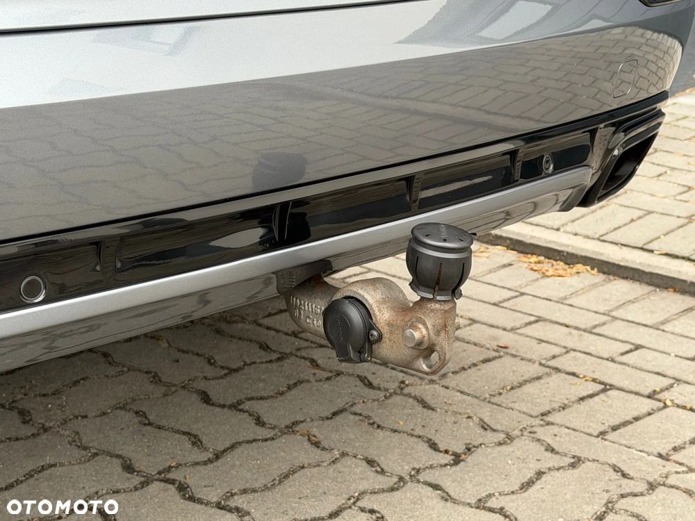 Volvo XC 90 D5 AWD Geartronic RDesign - 22