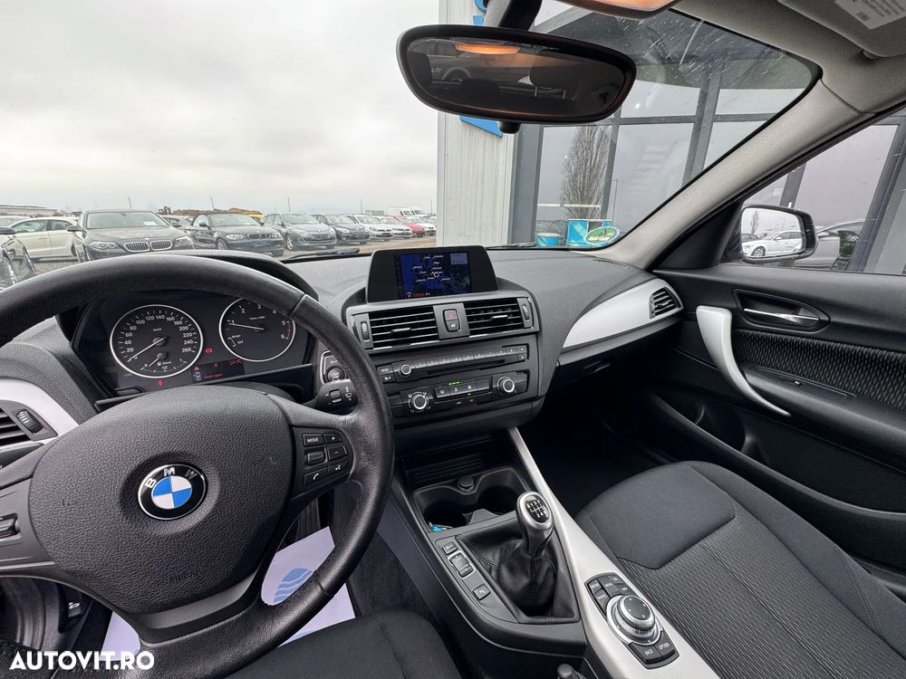 BMW Seria 1 118d - 29