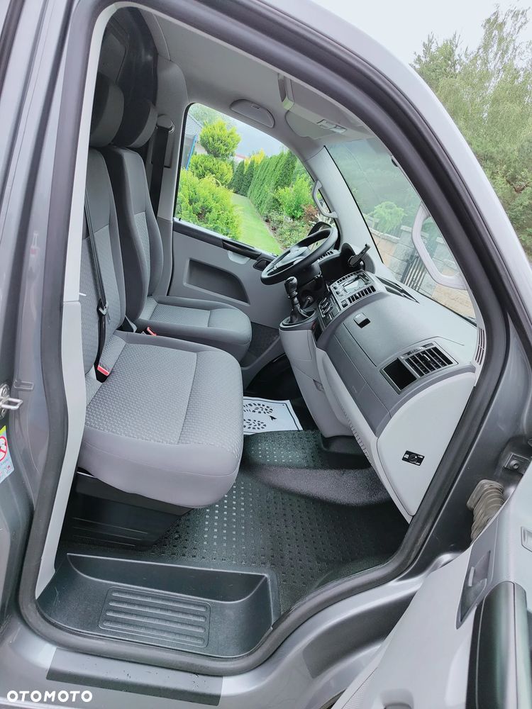 Volkswagen Transporter - 16