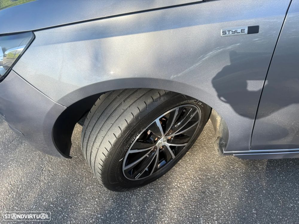 Peugeot 308 SW - 21