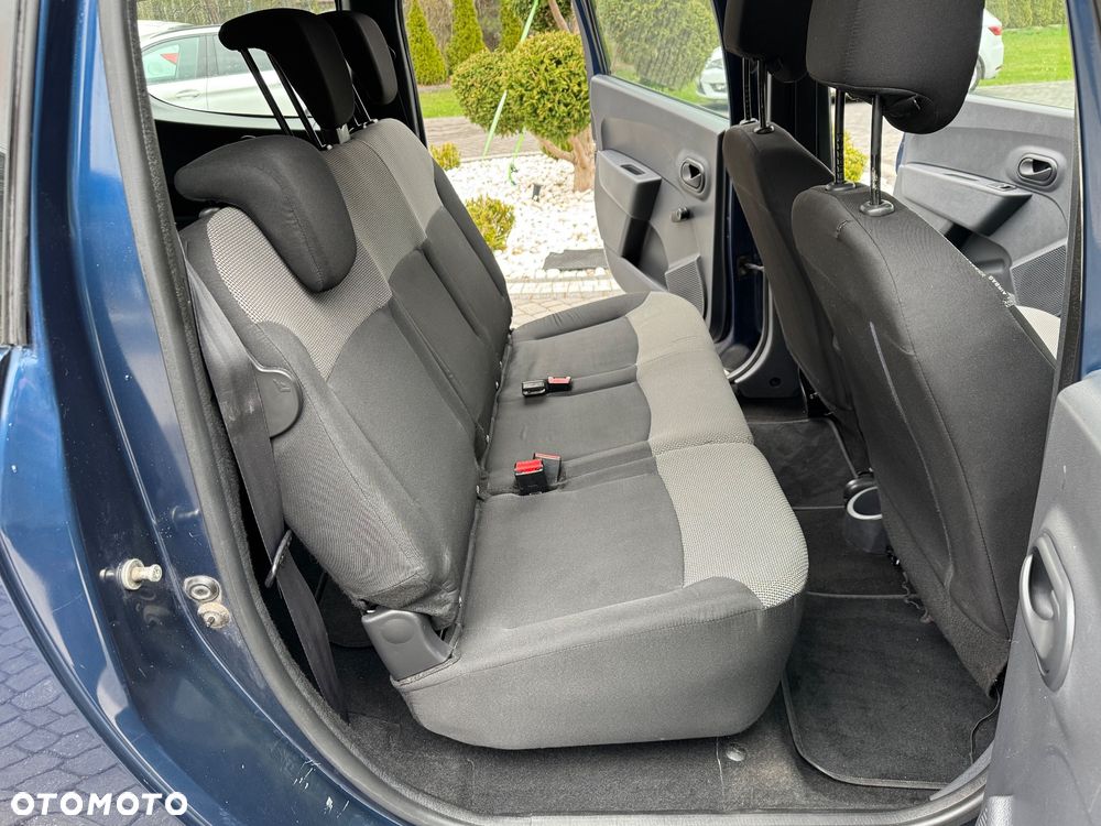 Dacia Lodgy SCe 100 Essentiel - 33