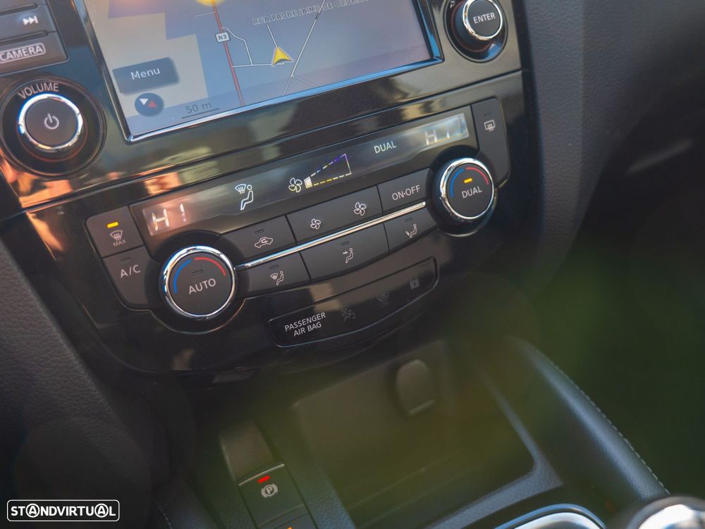 Nissan Qashqai 1.5 dCi N-Connecta - 17