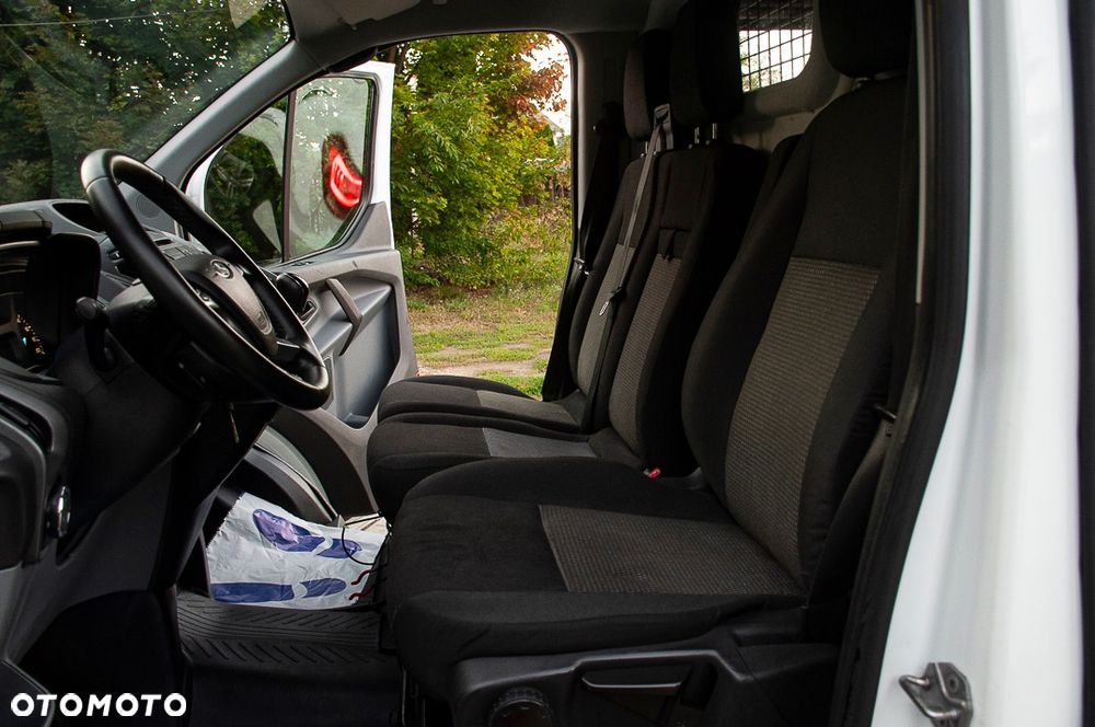 Ford Transit Custom - 11