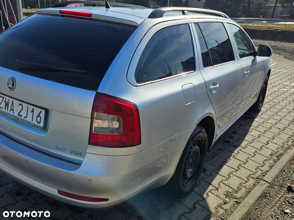 Skoda Octavia 2.0 TDI Ambiente - 14