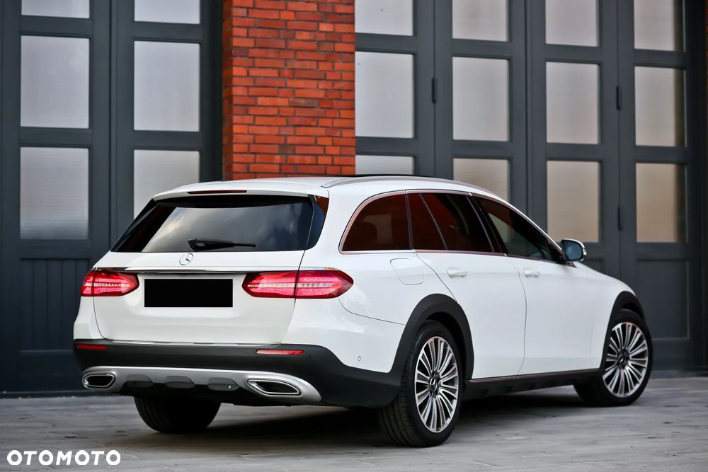 Mercedes-Benz Klasa E 220 d 4Matic All-Terrain 9G-TRONIC Avantgarde - 13