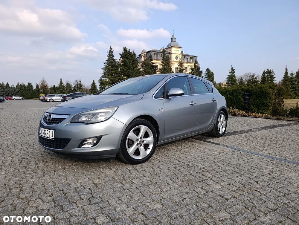 Opel Astra 1.4 Turbo Design Edition - 2